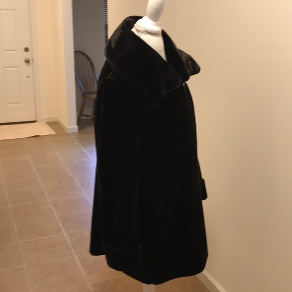 Faux fur coat plus velvet gloves - Picture 5 of 7